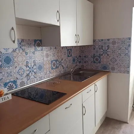 Apartamento 10 Min. Patios,muy Cerca Teatro La Axerquia Córdoba